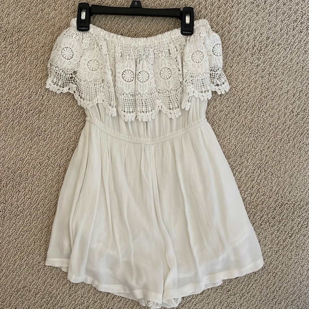 Strapless romper